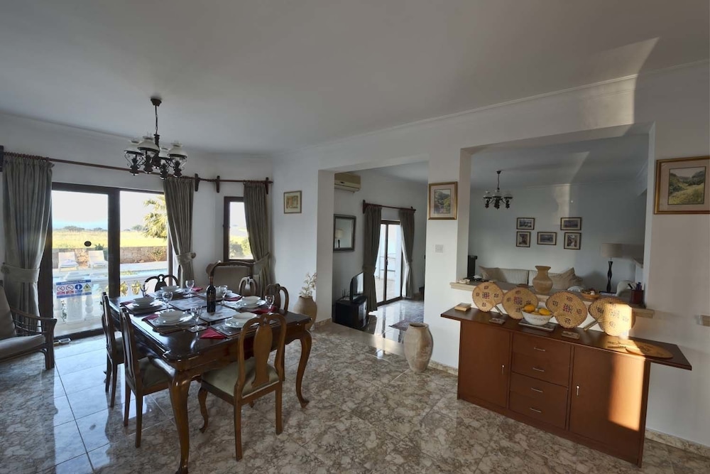 Panoramic Villa, 4 Bedrooms, Balcony, Sea View photo 2