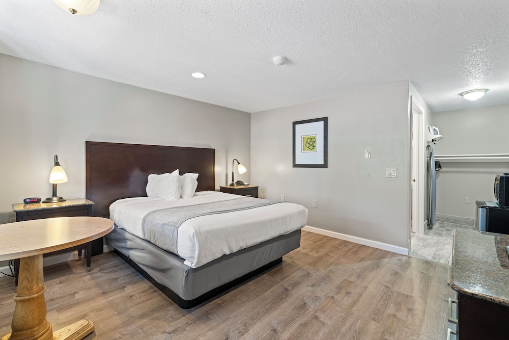 Knights Inn Danvers, Photo 5