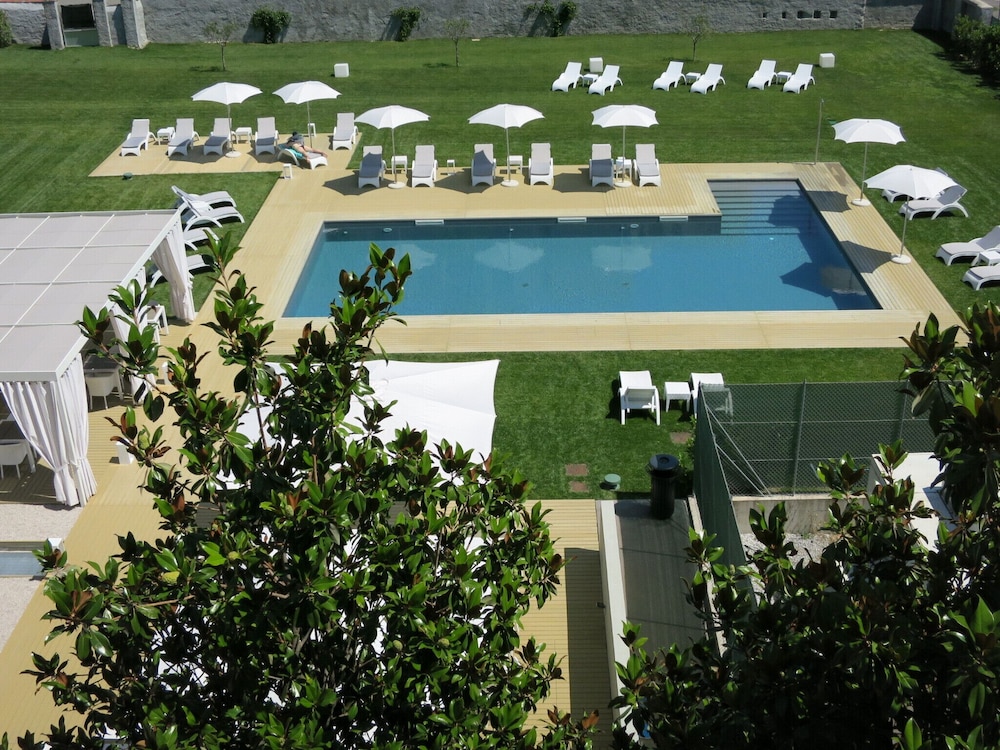 Superior Double Room Single Use, Garden View photo 3