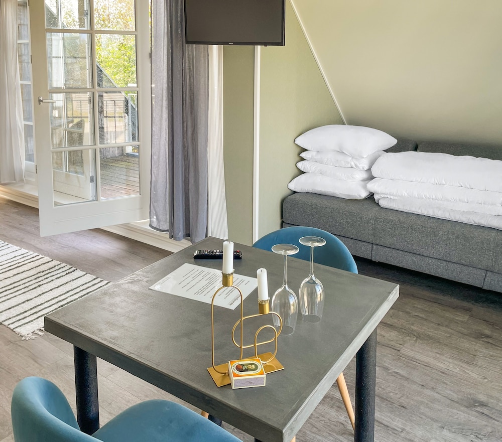 Deluxe Suite photo 3