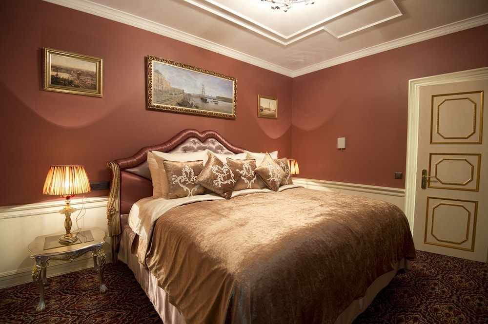Courtyard Suite photo 3
