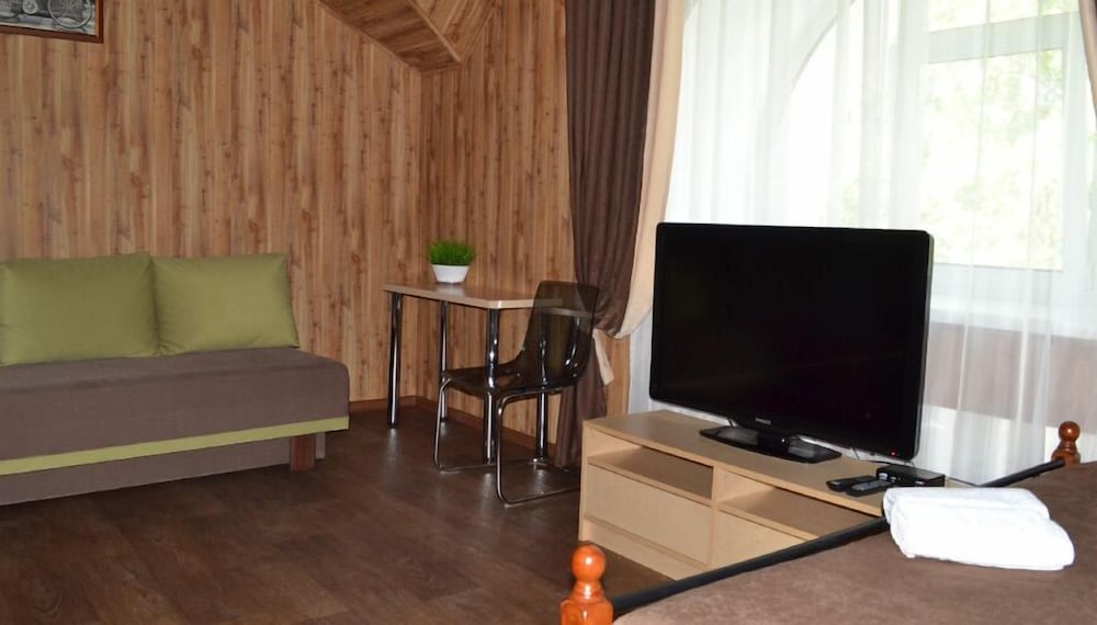 Comfort Double Room (1 Double Bed And 1 Sofa) photo 2