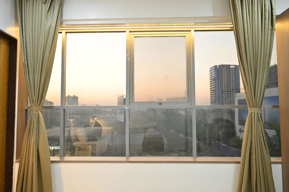 Comfort Studio Suite, City View