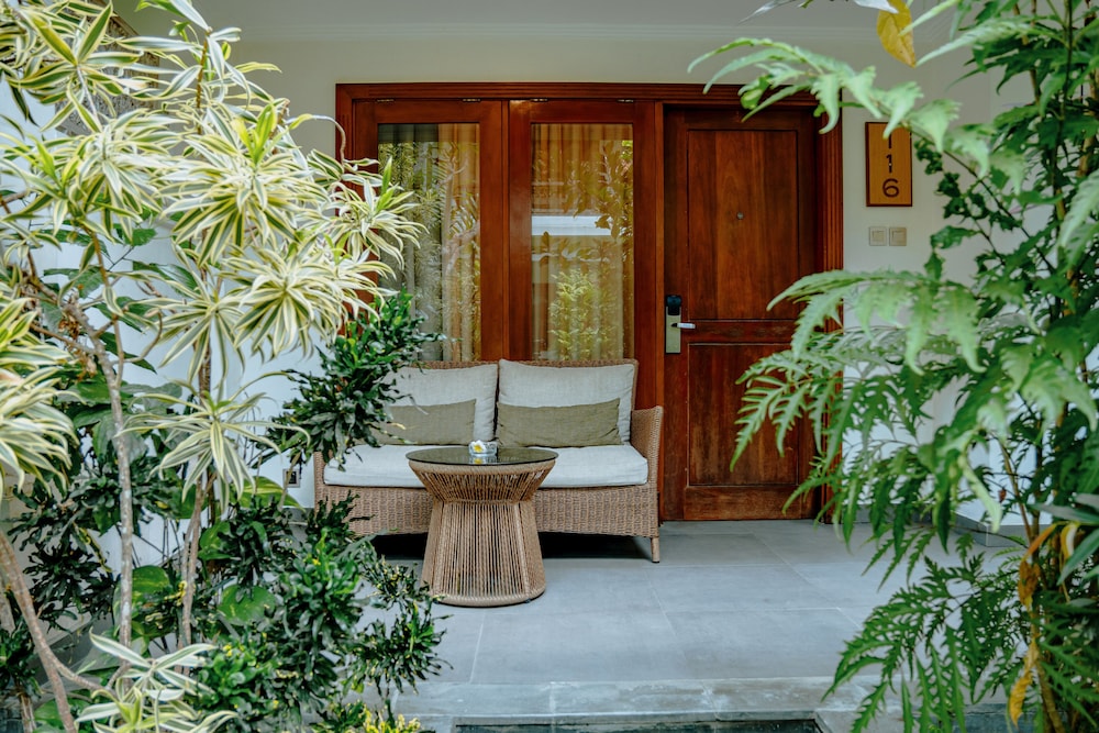 Classic Room (Near Beach Pool) photo 2