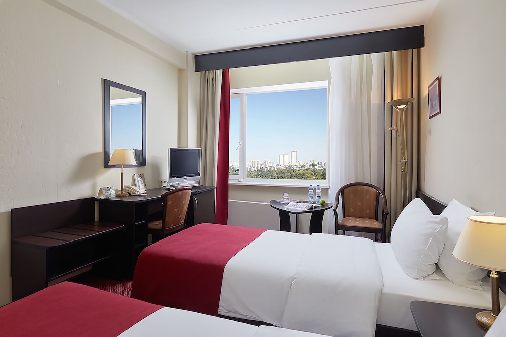 Standard Twin Room, 2 Twin Beds photo 2
