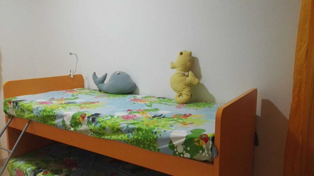 Twin Room, Shared Bathroom photo 2