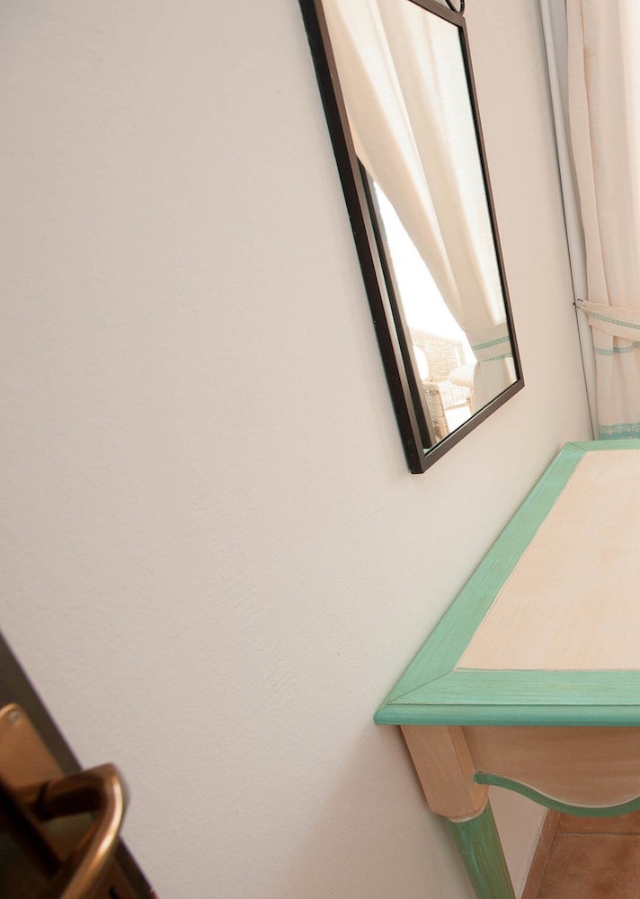 Comfort Room photo 3