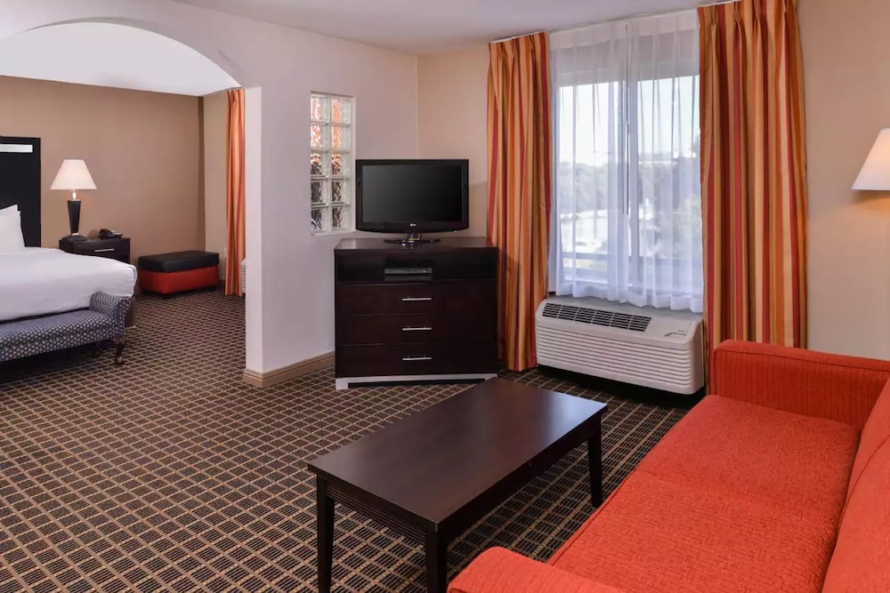 Business Room, 1 King Bed - Photo 5