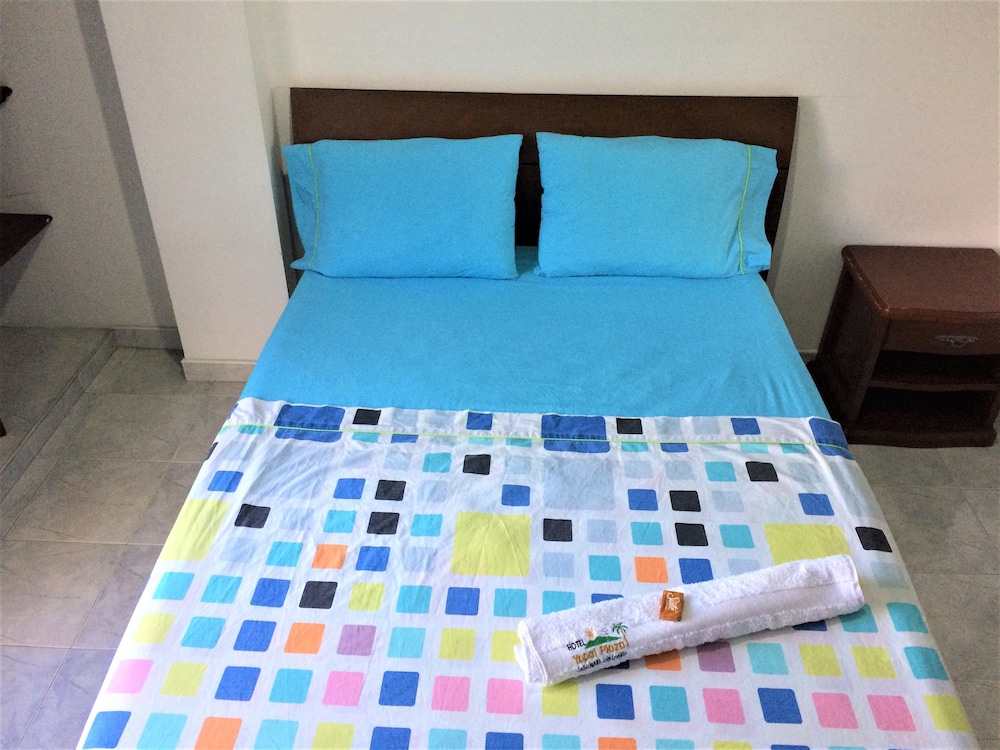 Basic Room, 1 Double Bed