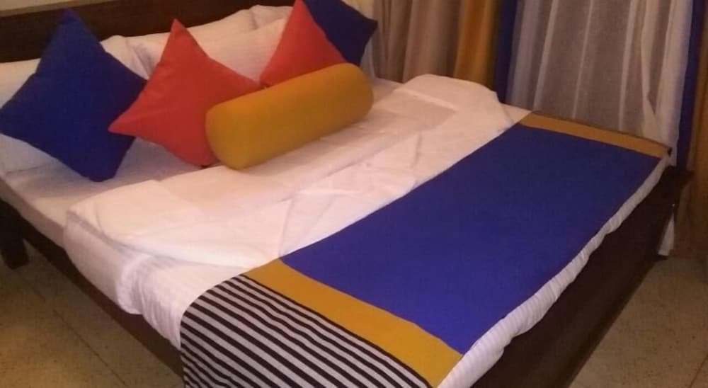 Deluxe Double Room, 1 Queen Bed photo 3