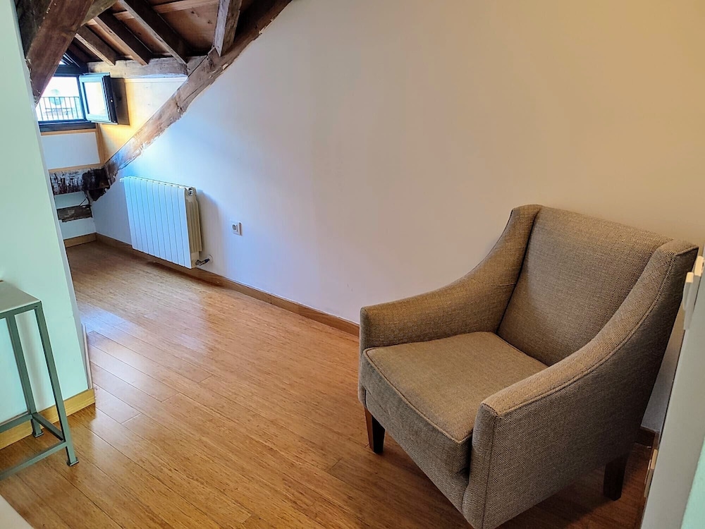 Double Room - Photo 4