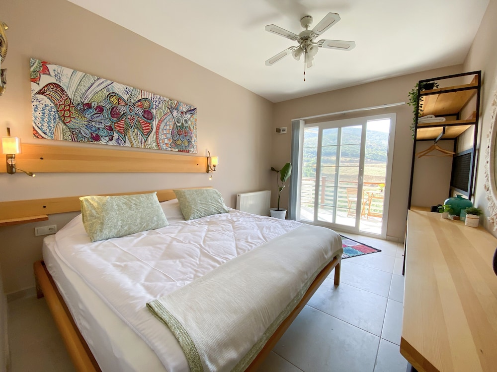 Economy Room photo 1