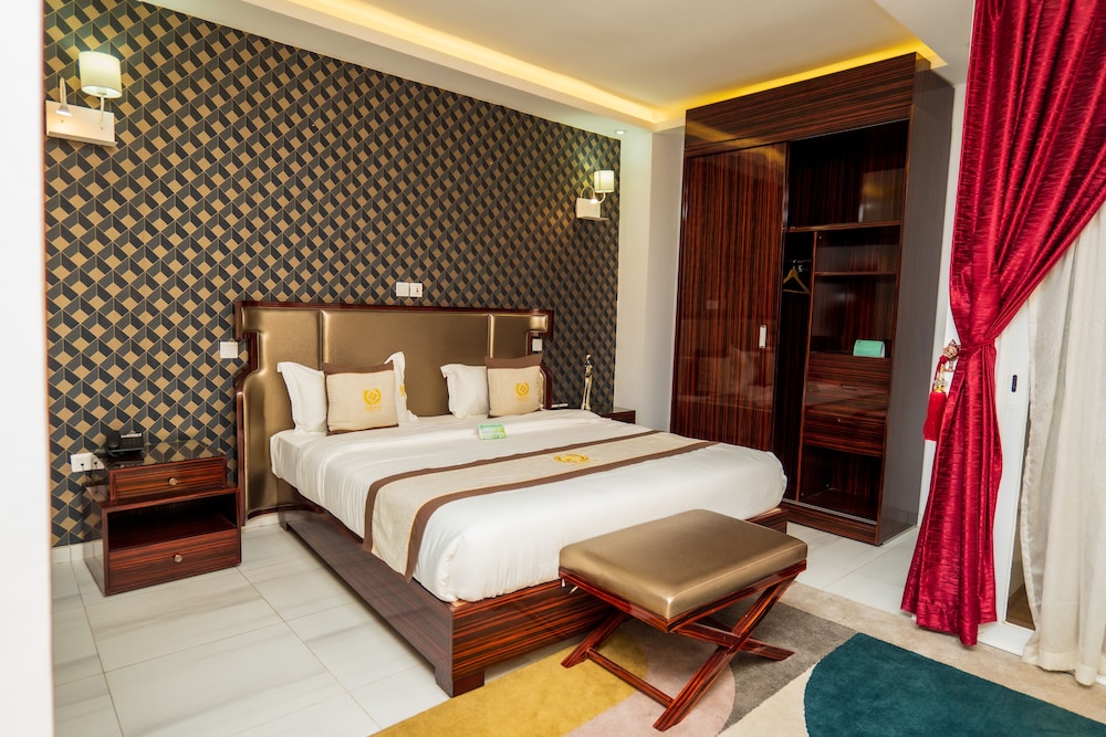 Executive Suite photo 1