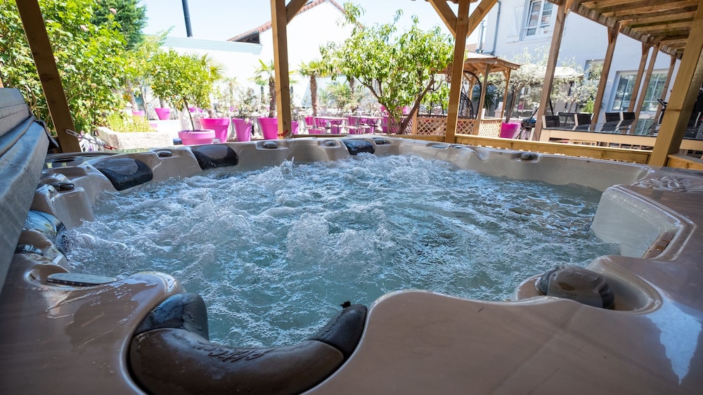 Comfort Double Room, Hot Tub (Camomille) photo 3