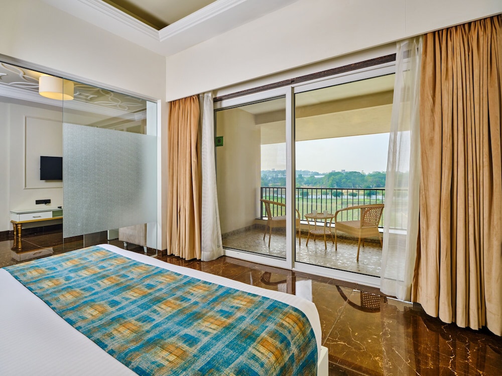Deluxe Room - Photo 5