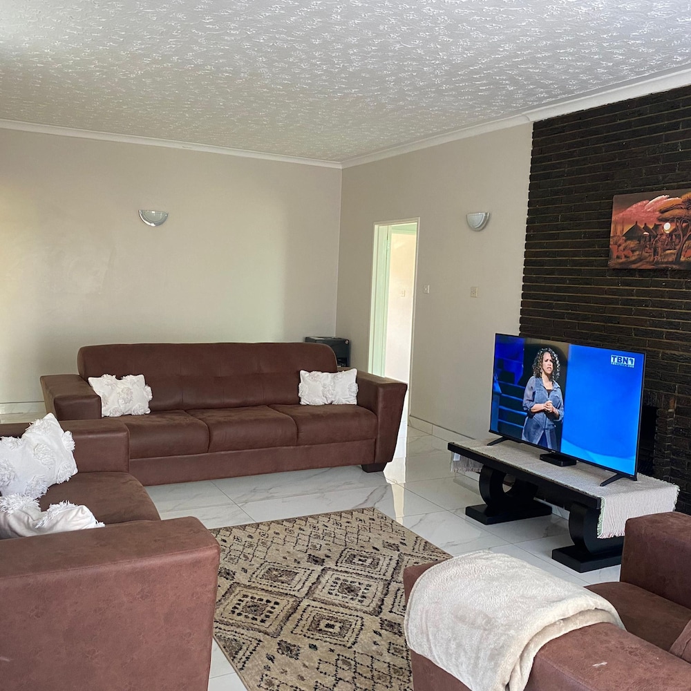 Apartment photo 3