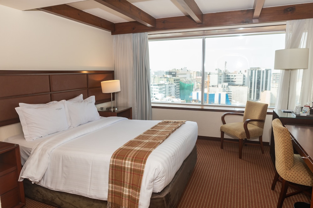 Traditional Room, 1 Queen Bed - Photo 1
