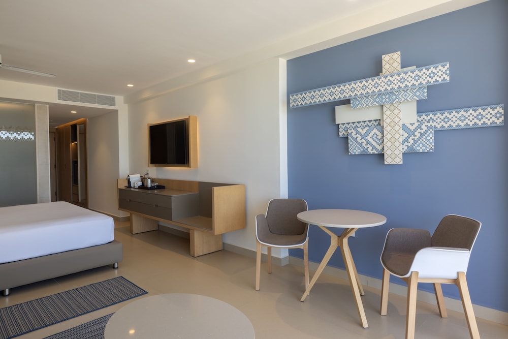 Luxury Junior Suite Ocean View Diamond Club - Photo 2