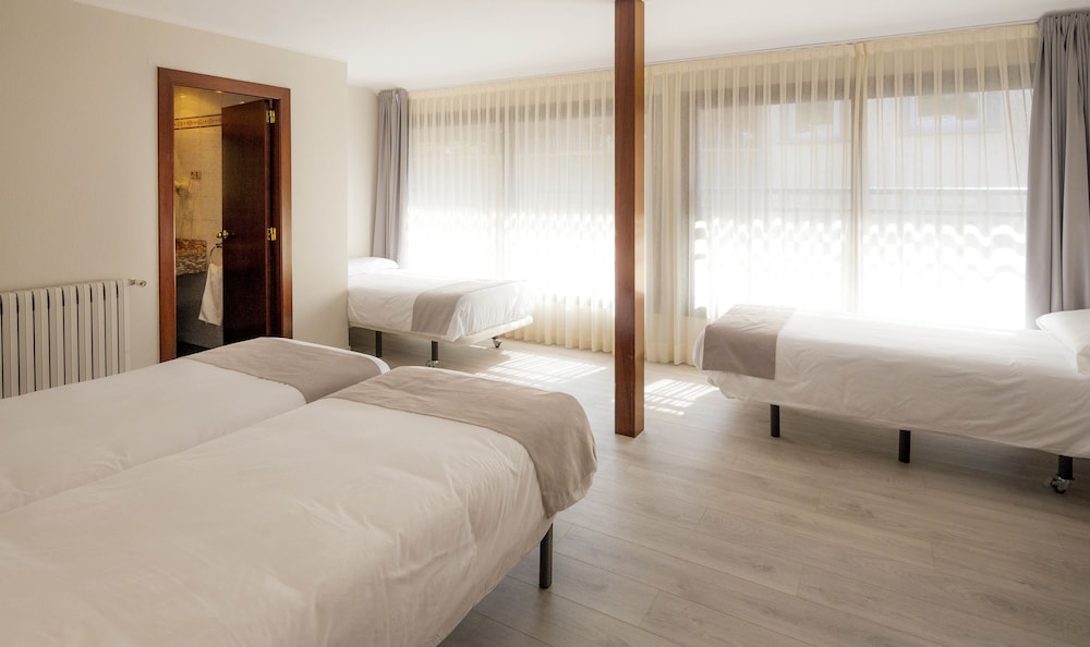 Quadruple Room photo 3
