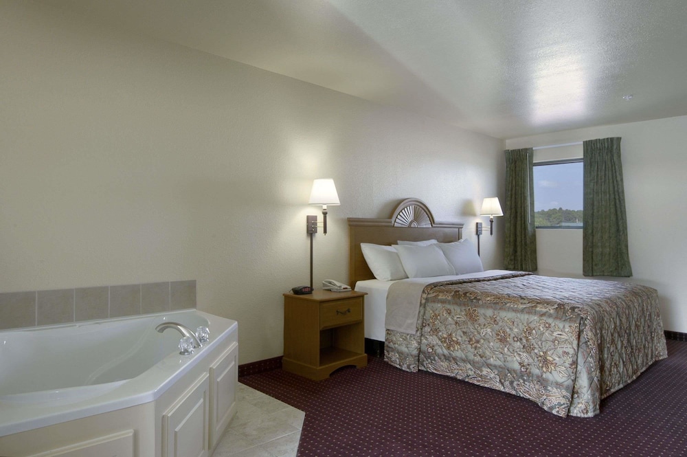 Suite, 1 King Bed, Refrigerator & Microwave
