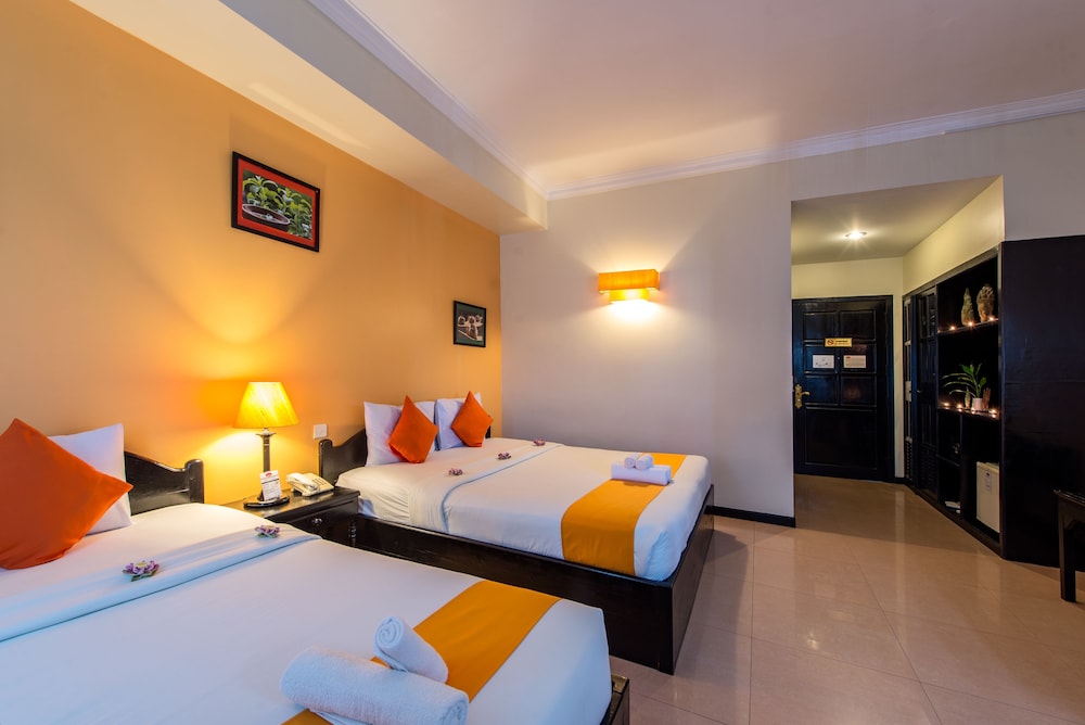 Superior Double or Twin Room - Photo 13