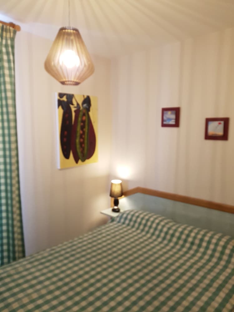 Family Suite, Multiple Beds, City View photo 2