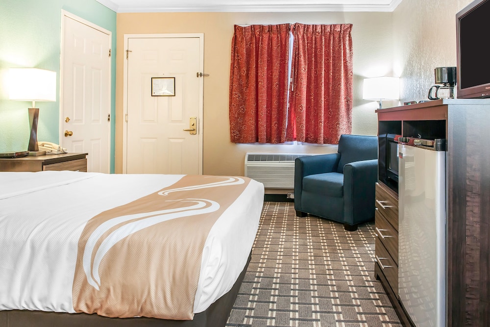 Room, 1 Queen Bed, Accessible, Non Smoking - Photo 1