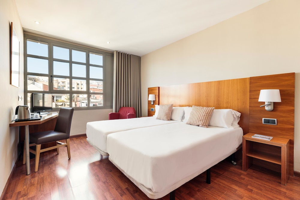 Superior Double or Twin Room photo 2