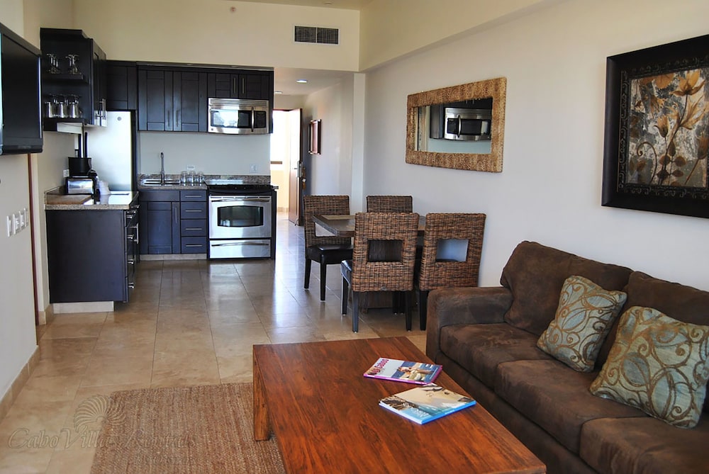 Executive Suite, 2 Bedrooms - Photo 14
