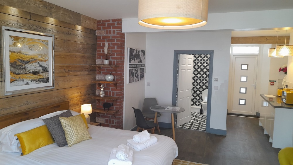 Premium Studio, Ensuite (Tickety Boo)