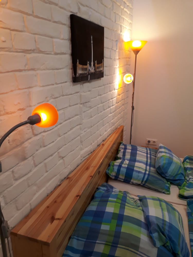 City Apartment, 2 Bedrooms, 2 Bathrooms, Courtyard Area