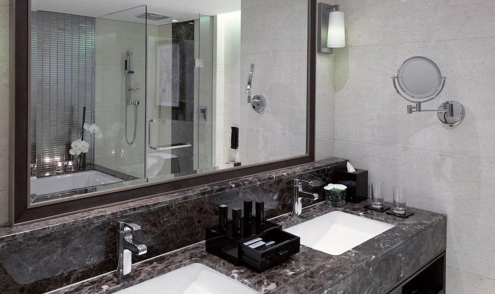 Suite (The Level 3AD) - Photo 6