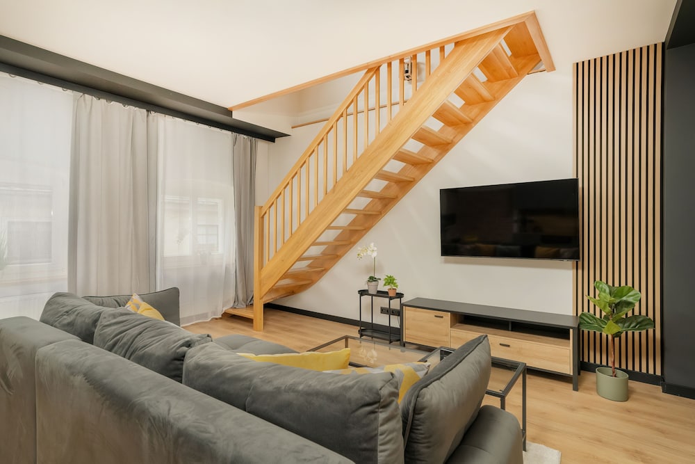Apartment, 1 Bedroom, 2 Bathrooms