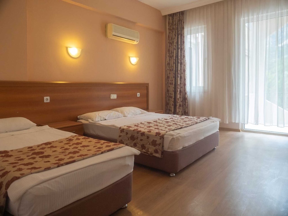 Standard Room, 1 Bedroom, Non Smoking, Garden View