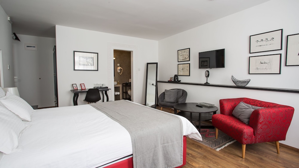 Superior Room, City View