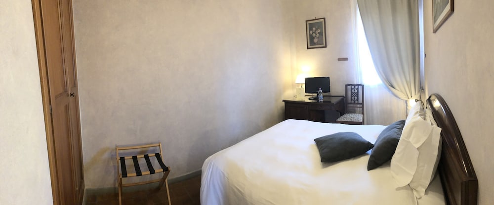 Comfort Single Room, 1 Double Bed (Camera Piccola - Small Room) photo 3