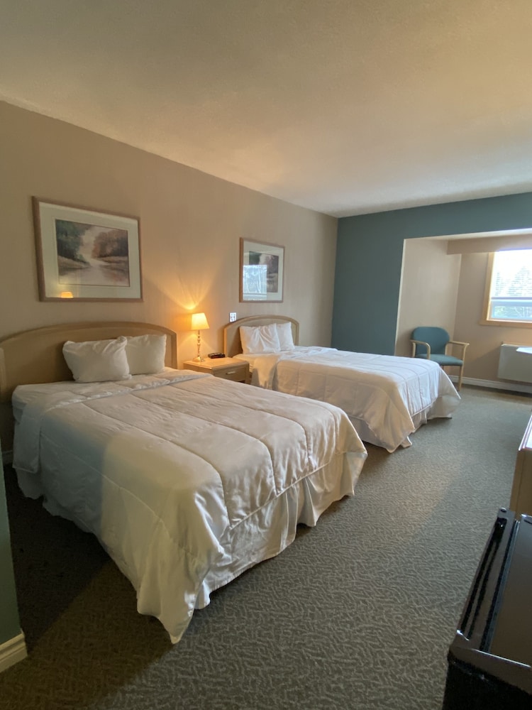 Standard Room, 2 Double Beds