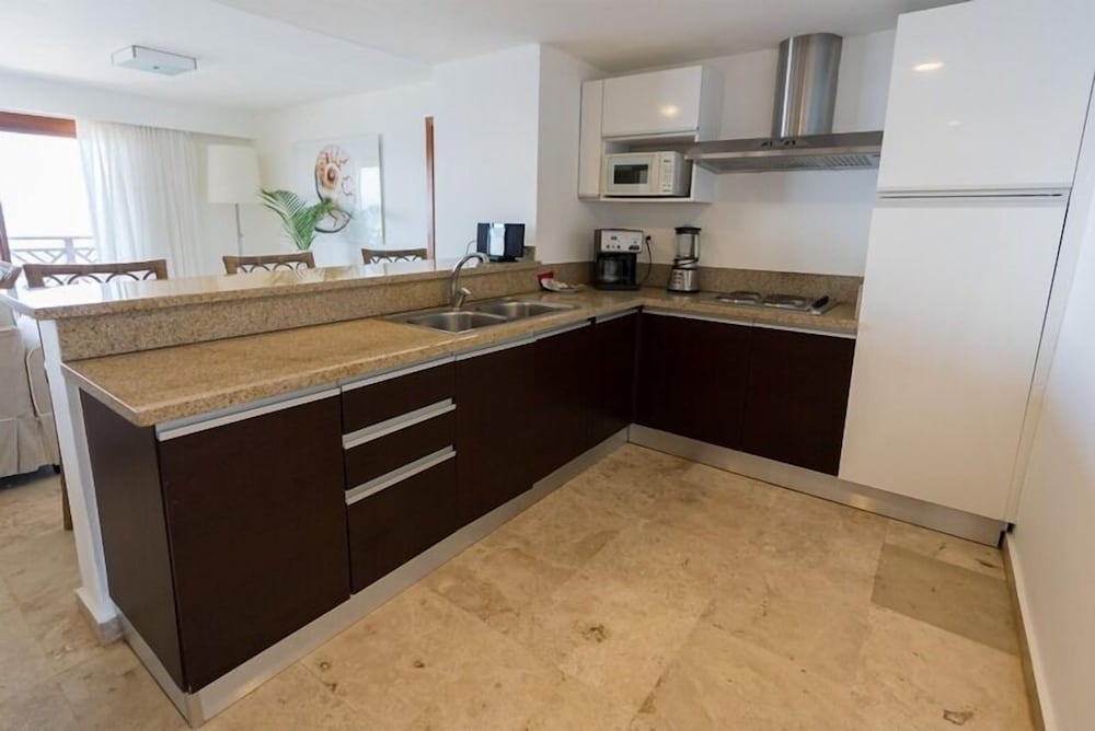 Suite, 2 Bedrooms thumbnail 6
