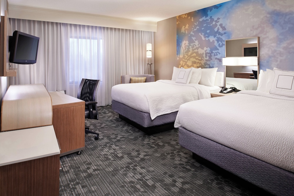 Room, Multiple Beds - Photo 3