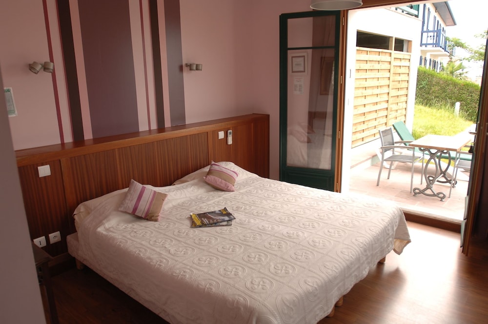 Superior Room, Terrace, Harbor View