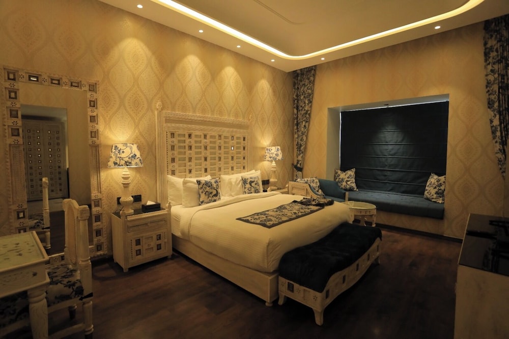 Cottage Mini Suite