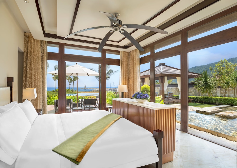 Royal Villa, 2 Bedrooms - Photo 1
