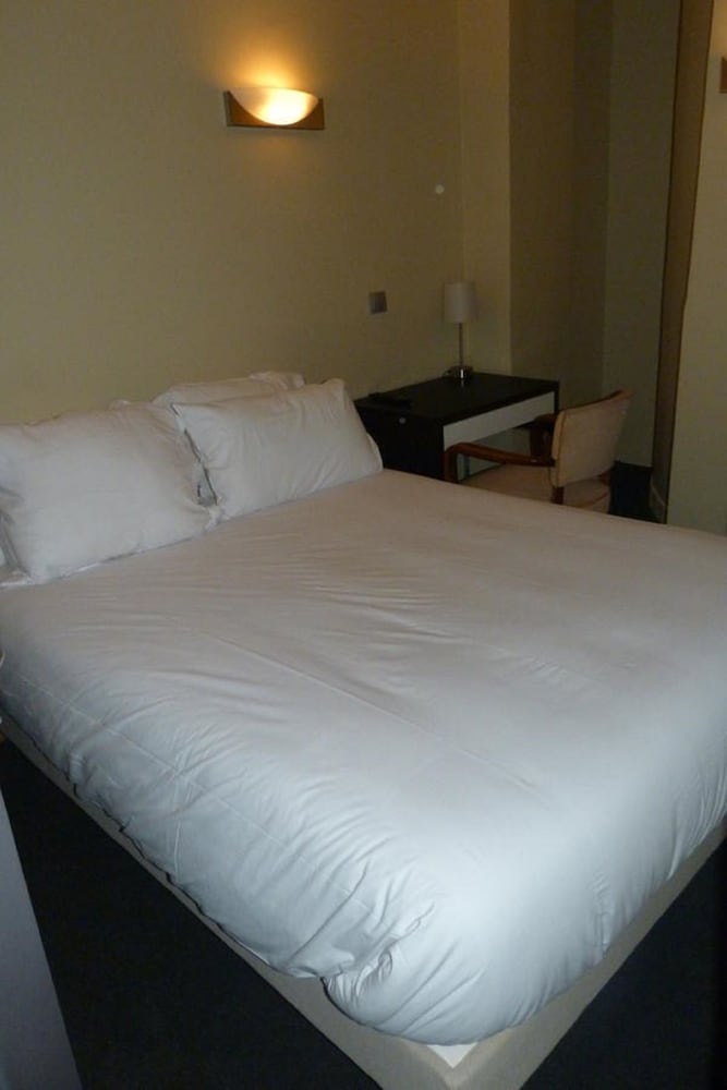 Single Room photo 3
