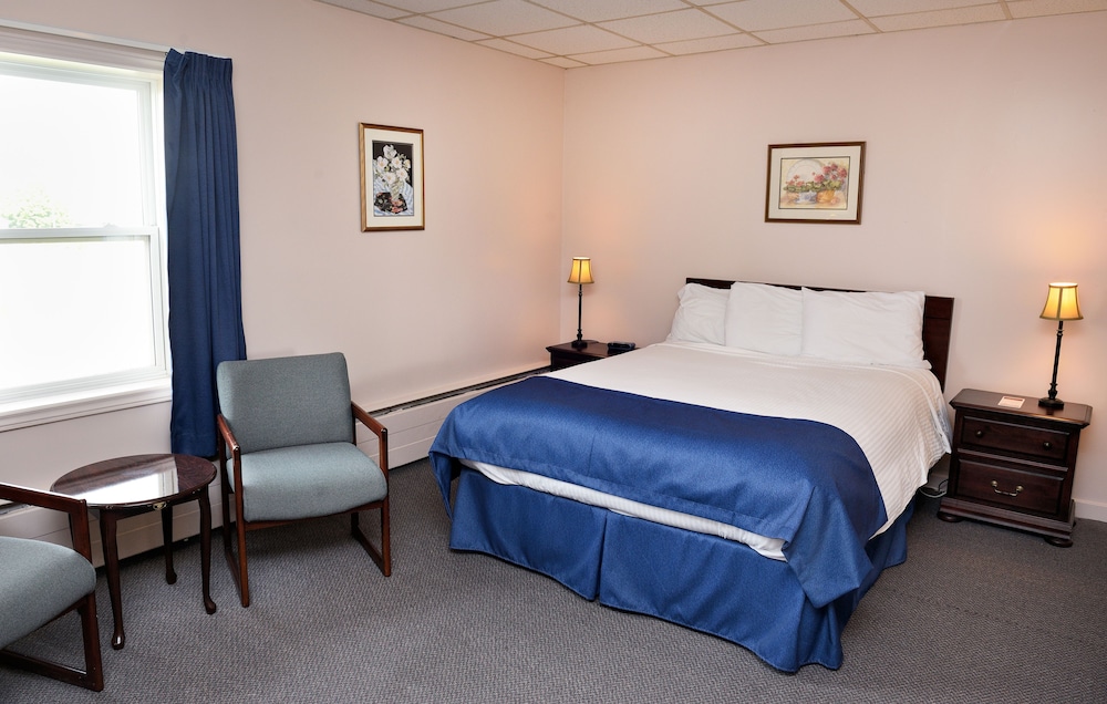 Standard Room, 1 Queen Bed photo 1