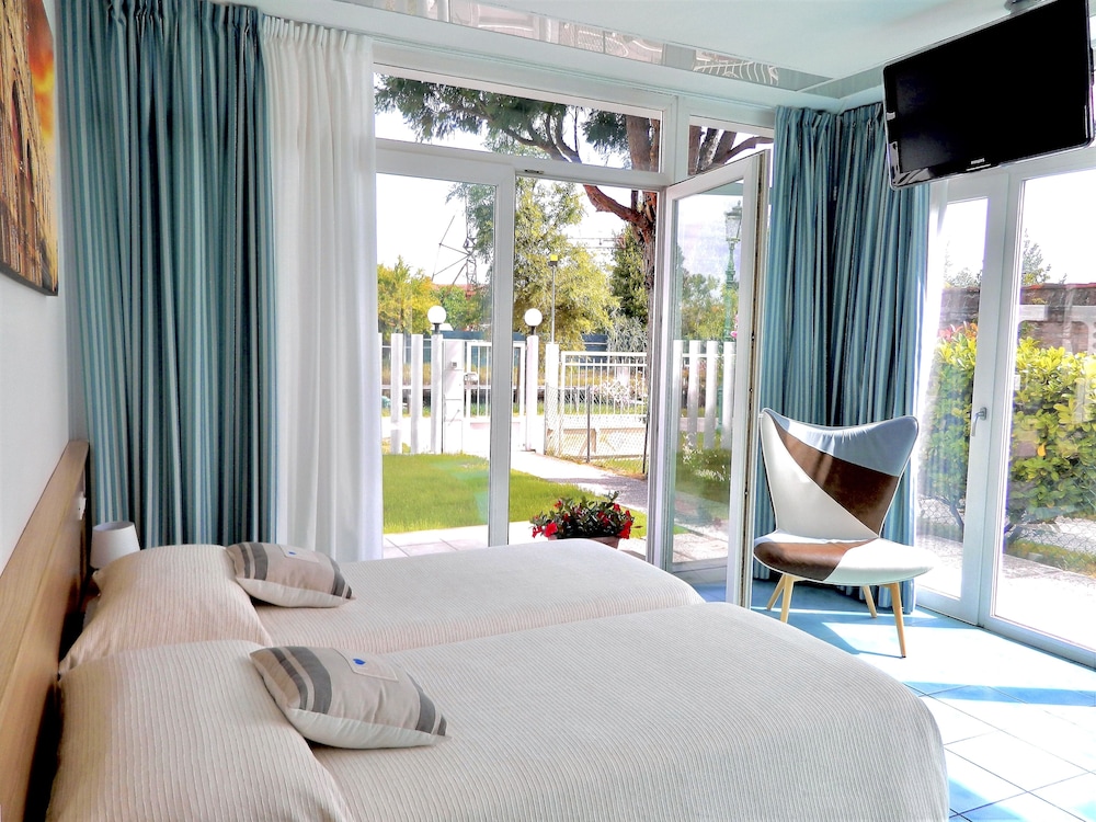 Double or Twin Room, Garden View photo 1