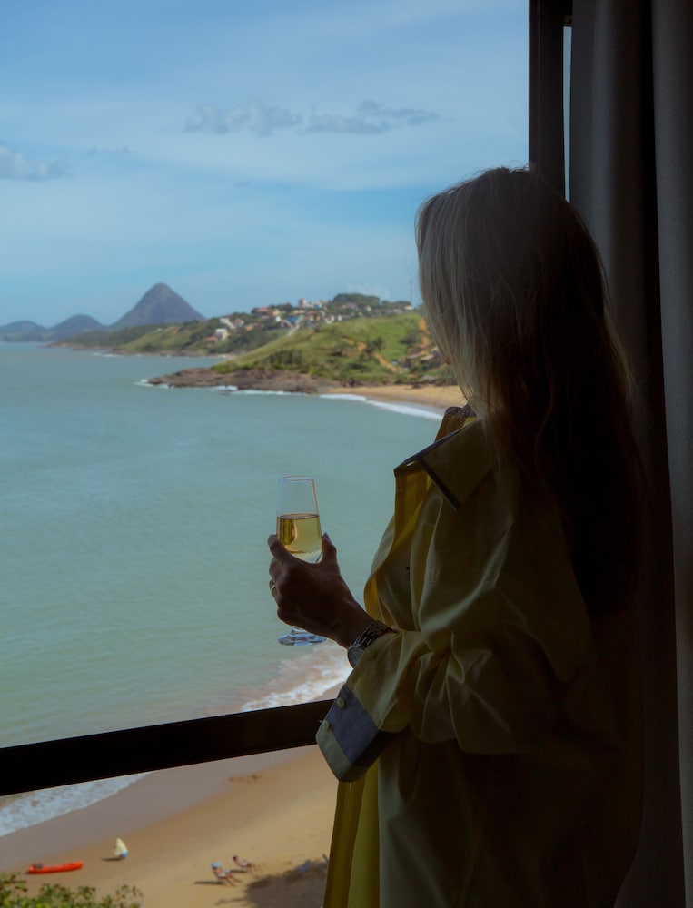 Deluxe Room, Balcony, Sea View photo 2