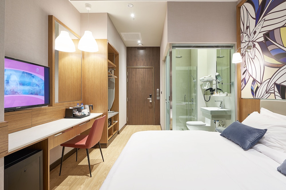 Executive Room, 1 King Bed photo 2