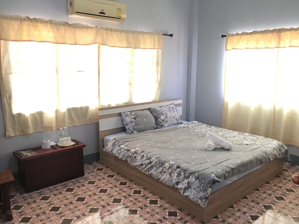 Family Quadruple Room, 2 Bedrooms, Non Smoking photo 2