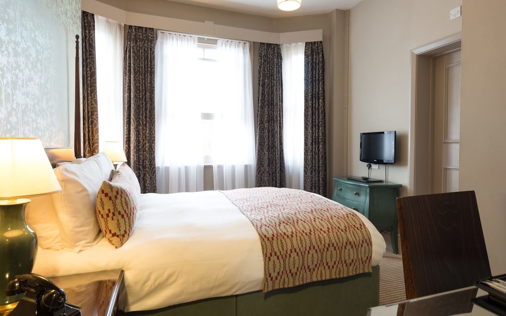 Snug Double Room - Photo 3