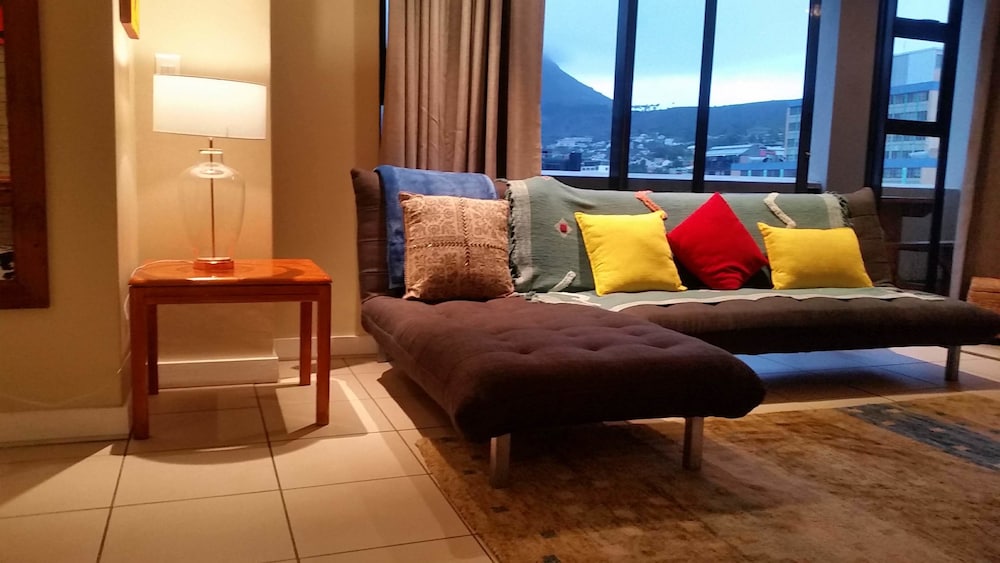 Family Apartment, 2 Bedrooms, Balcony, Mountain View